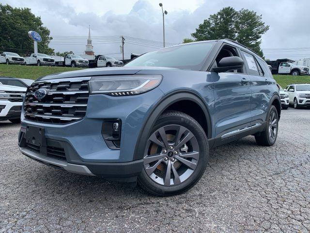 new 2025 Ford Explorer car, priced at $48,915