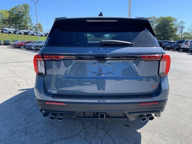 new 2025 Ford Explorer car, priced at $62,950