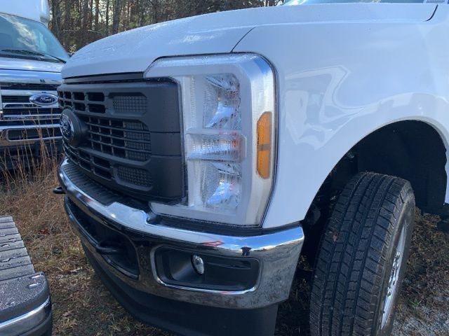 new 2024 Ford F-250 car, priced at $48,910