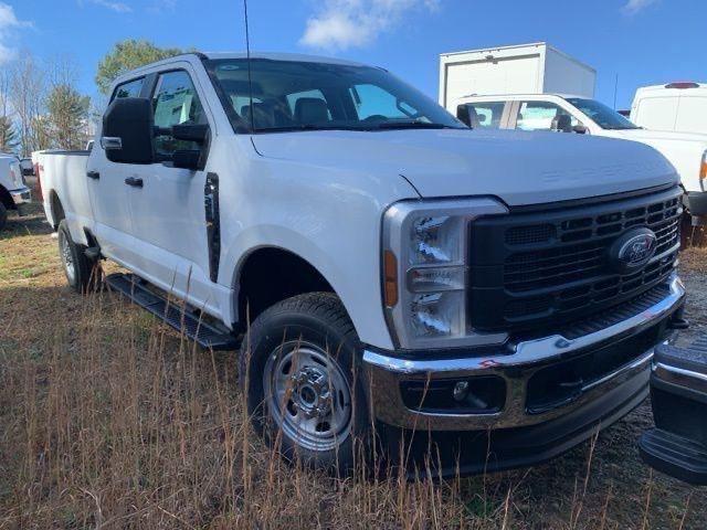 new 2024 Ford F-250 car, priced at $48,910