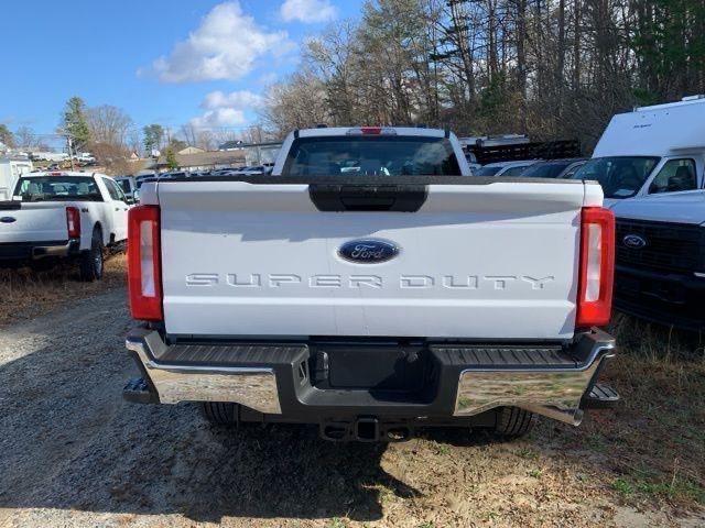 new 2024 Ford F-250 car, priced at $48,910