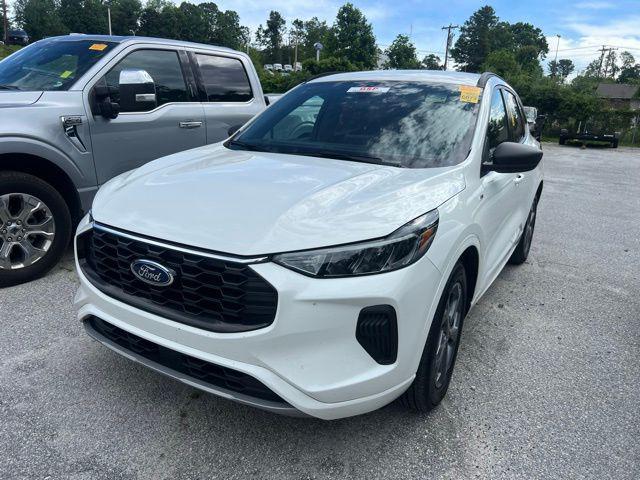 used 2024 Ford Escape car, priced at $24,626