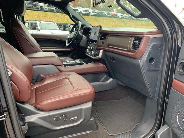 used 2023 Ford Expedition car, priced at $50,994