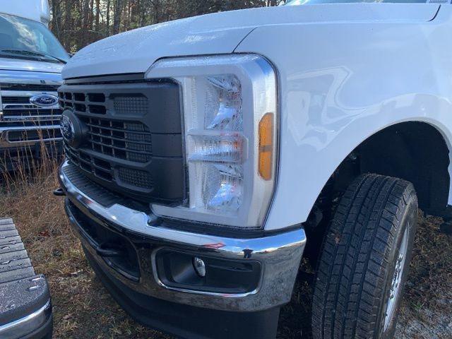 new 2024 Ford F-250 car, priced at $46,370