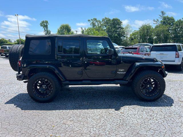 used 2015 Jeep Wrangler Unlimited car, priced at $21,998