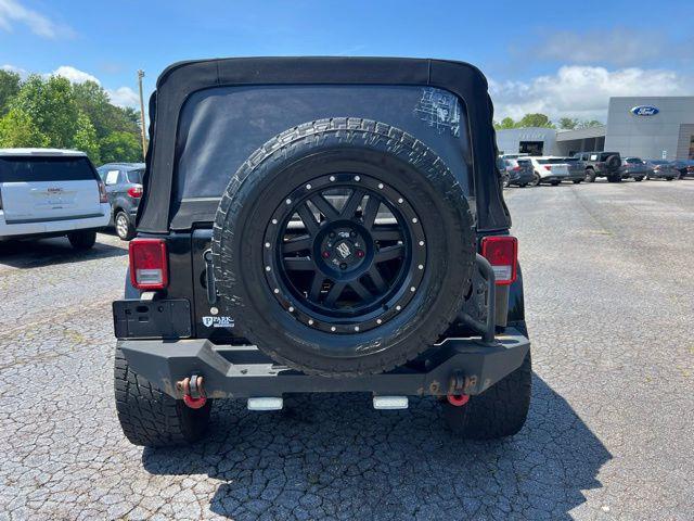 used 2015 Jeep Wrangler Unlimited car, priced at $21,998