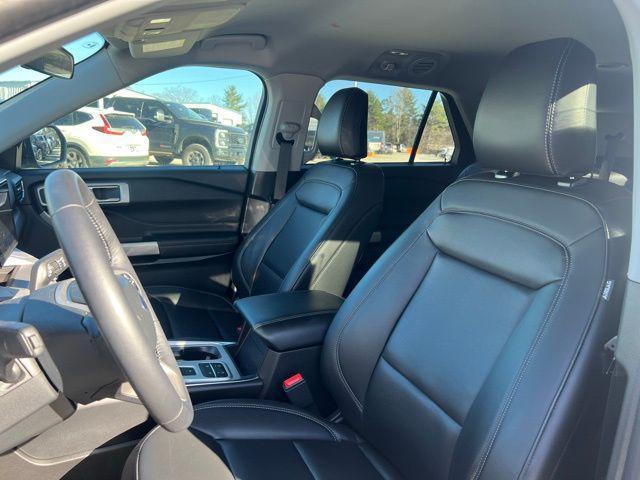 new 2024 Ford Explorer car, priced at $41,820