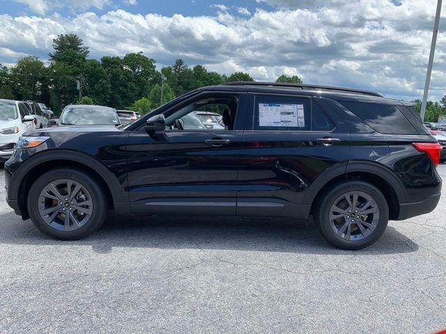 new 2024 Ford Explorer car, priced at $43,760