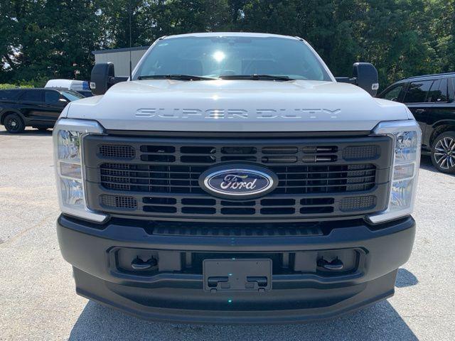 new 2024 Ford F-350 car, priced at $52,555