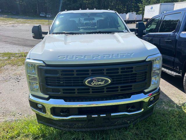 new 2025 Ford F-350 car, priced at $62,586