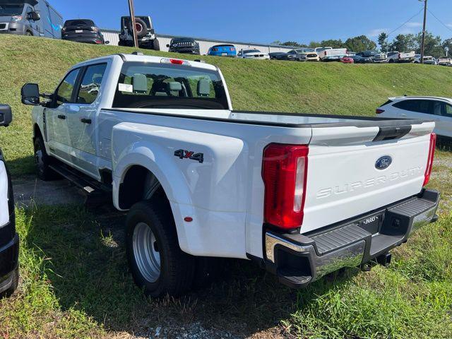new 2025 Ford F-350 car, priced at $62,586