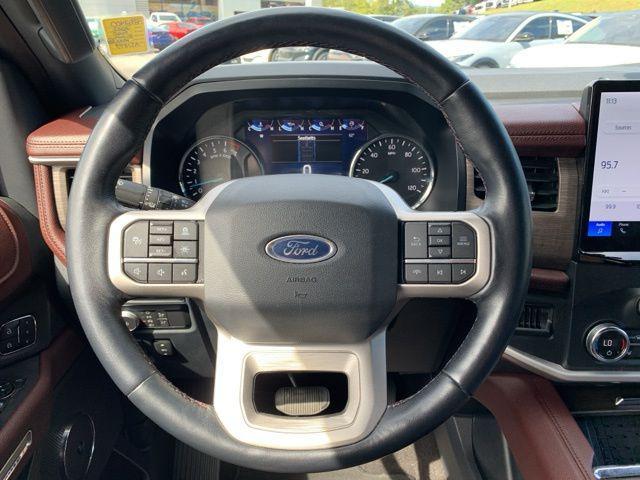 used 2022 Ford Expedition car, priced at $45,919