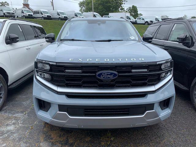 new 2025 Ford Expedition car, priced at $81,445