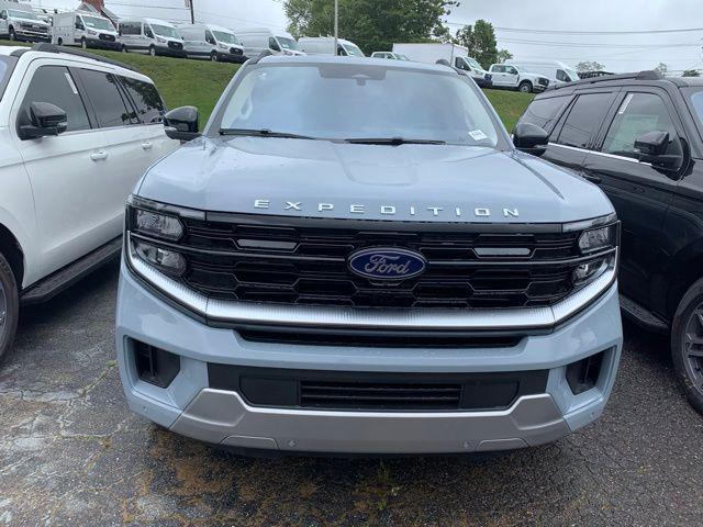new 2025 Ford Expedition car, priced at $81,445