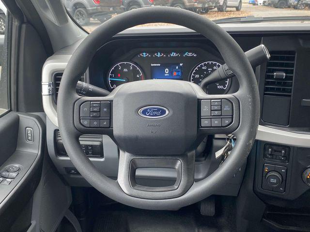 new 2023 Ford F-450 car