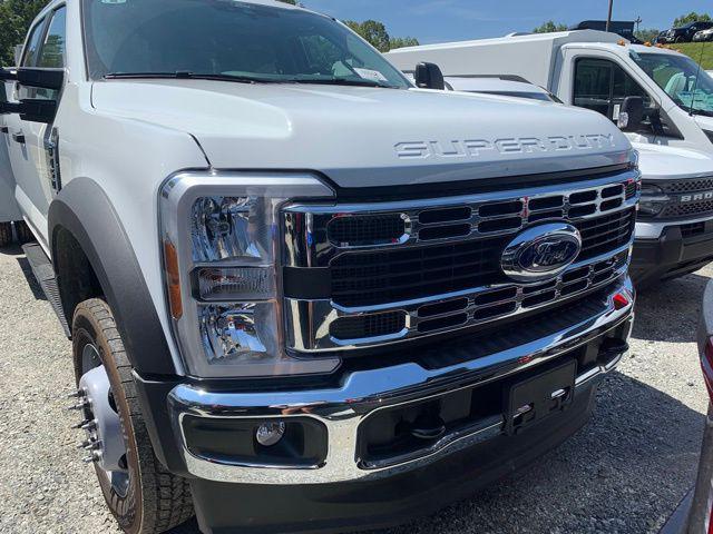 new 2025 Ford F-450 car, priced at $97,888