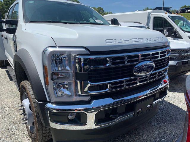 new 2025 Ford F-450 car, priced at $97,888