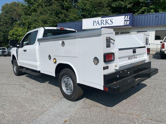 new 2024 Ford F-350 car, priced at $55,585