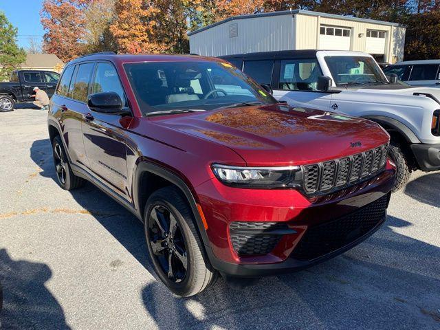 used 2023 Jeep Grand Cherokee car, priced at $32,904