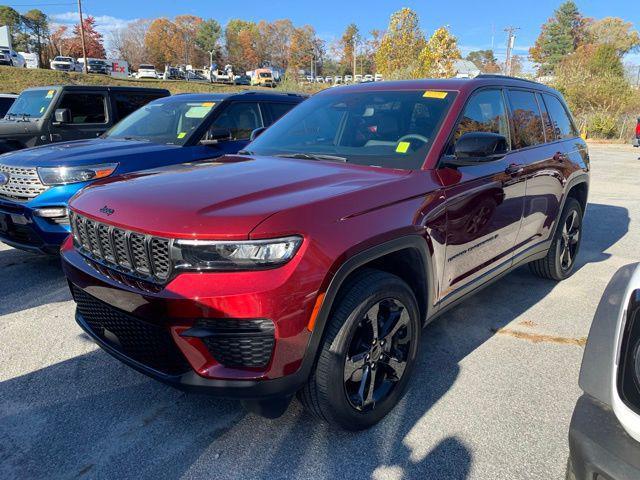 used 2023 Jeep Grand Cherokee car, priced at $32,904