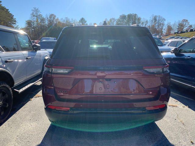 used 2023 Jeep Grand Cherokee car, priced at $32,904