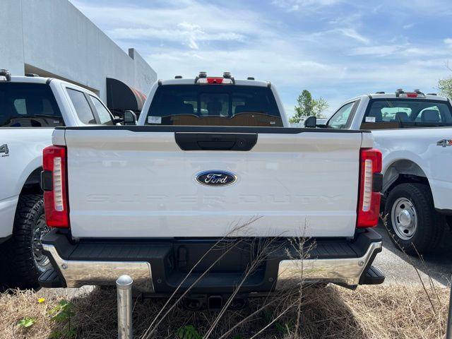new 2024 Ford F-250 car, priced at $53,388