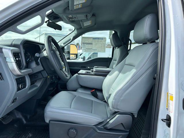new 2024 Ford F-250 car, priced at $53,388