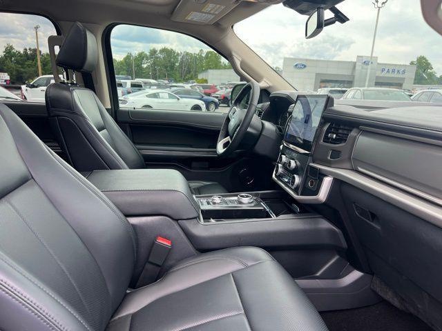 new 2024 Ford Expedition car, priced at $59,965