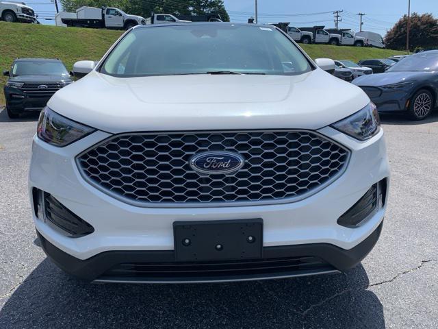 new 2024 Ford Edge car, priced at $39,010