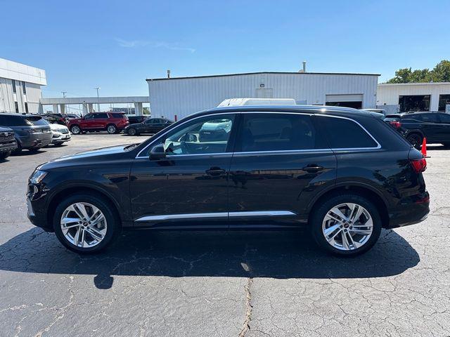 used 2024 Audi Q7 car, priced at $38,884