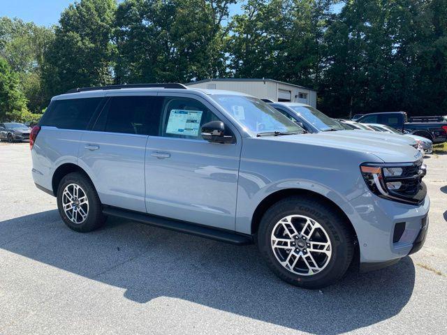 new 2025 Ford Expedition car, priced at $64,986