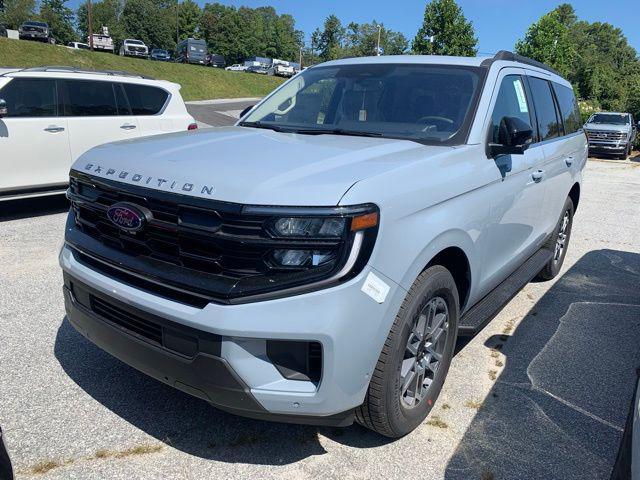 new 2025 Ford Expedition car, priced at $64,986