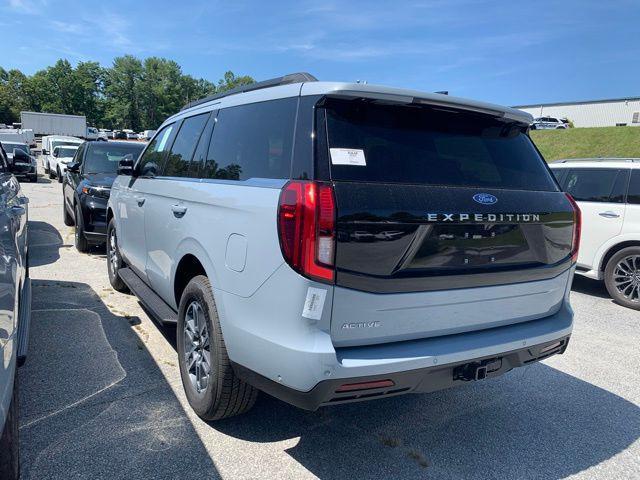 new 2025 Ford Expedition car, priced at $64,986
