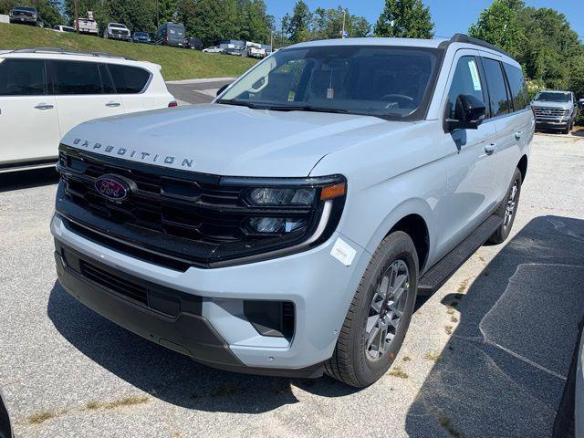 new 2025 Ford Expedition car, priced at $64,986
