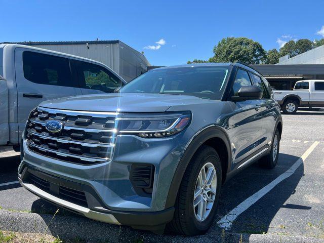 new 2025 Ford Explorer car, priced at $35,234
