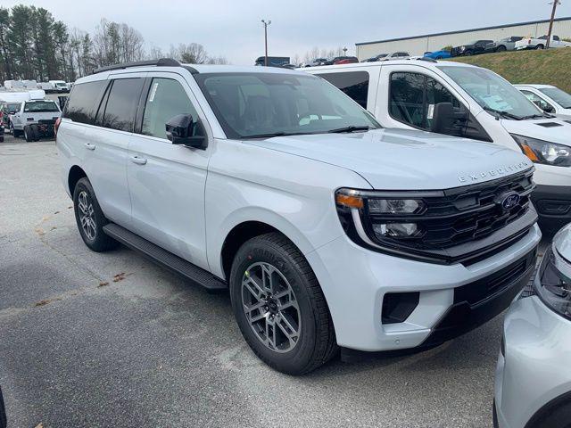 new 2025 Ford Expedition car, priced at $69,345