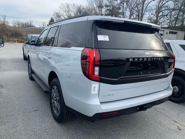 new 2025 Ford Expedition car, priced at $69,345