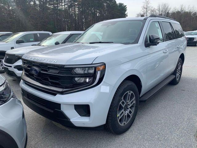 new 2025 Ford Expedition car, priced at $69,345