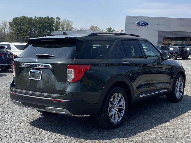 new 2024 Ford Explorer car, priced at $40,820