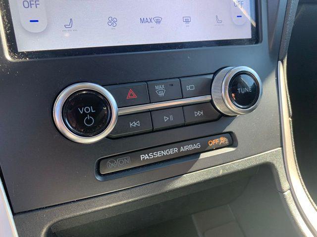 used 2024 Ford Edge car, priced at $23,105