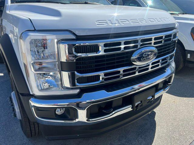 new 2025 Ford F-450 car, priced at $102,888