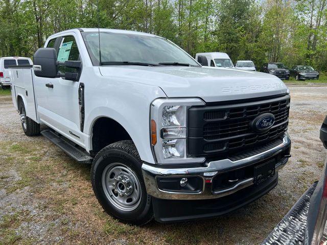 new 2025 Ford F-350 car, priced at $77,888
