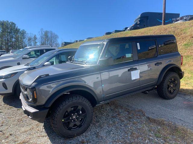 new 2025 Ford Bronco car, priced at $44,683