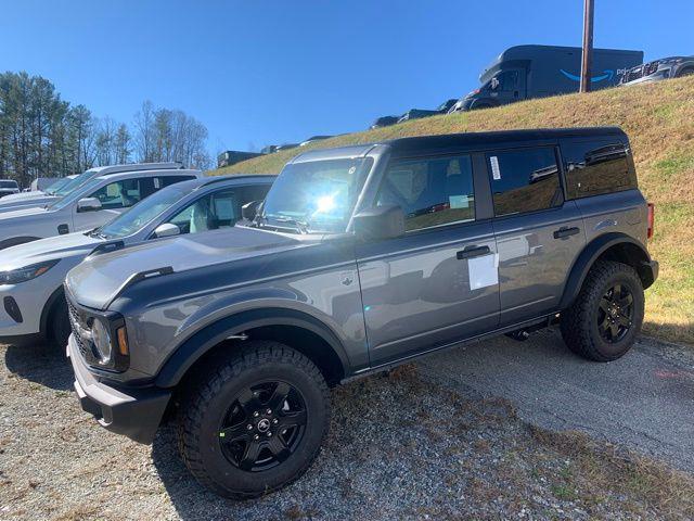 new 2025 Ford Bronco car, priced at $44,683