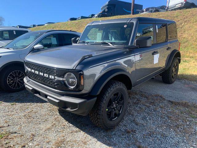 new 2025 Ford Bronco car, priced at $44,683