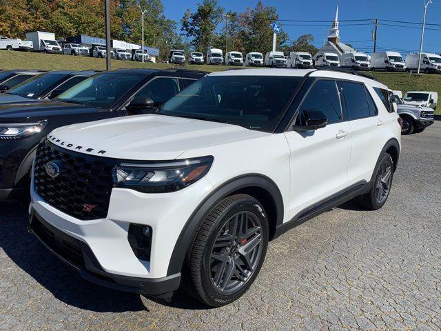 new 2025 Ford Explorer car, priced at $53,155