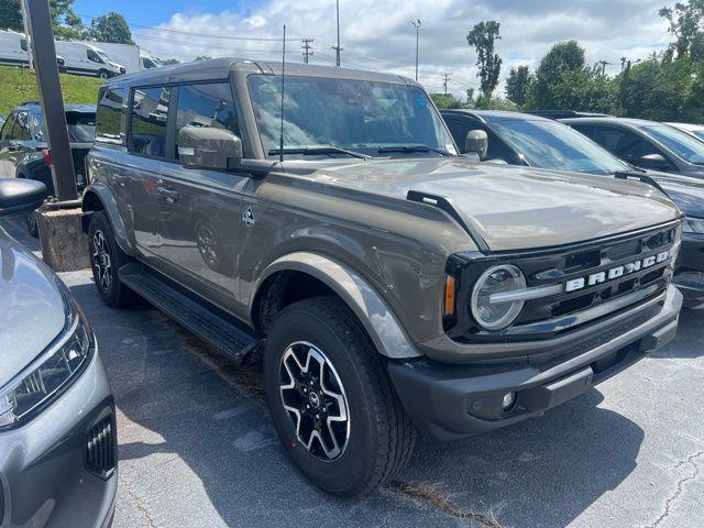 new 2025 Ford Bronco car, priced at $52,458