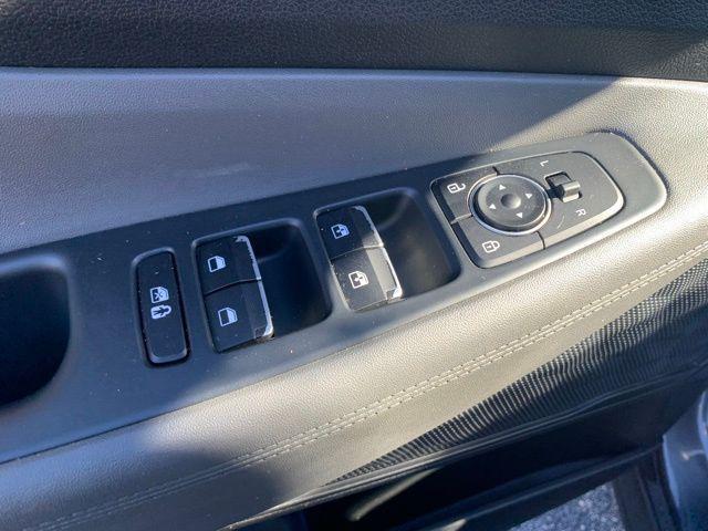 used 2021 Hyundai Santa Fe car, priced at $20,319