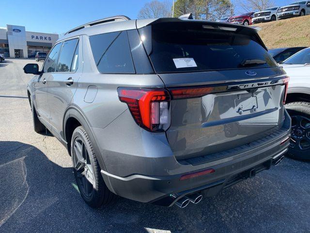 new 2025 Ford Explorer car, priced at $59,295