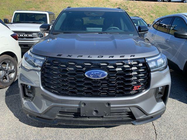 new 2025 Ford Explorer car, priced at $59,295